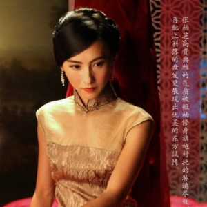 刘诗诗旗袍照，比婚礼那套还要经典！