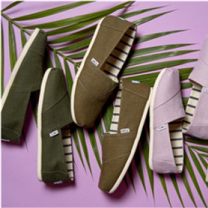 TOMS VENICE 帆布懒人鞋系列发售，用色彩创造每天的仪式感